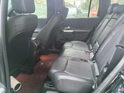 Mercedes-Benz Mercedes-Benz GLB