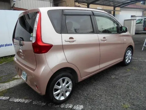 Mitsubishi eK Wagon