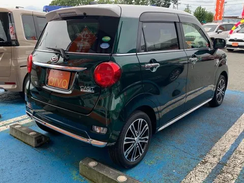 Daihatsu Cast