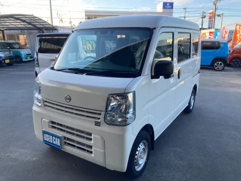 Nissan Clipper Van