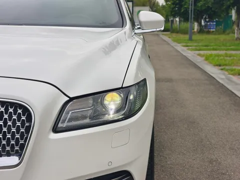Lincoln Continental