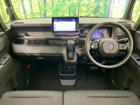Honda N-BOX Custom