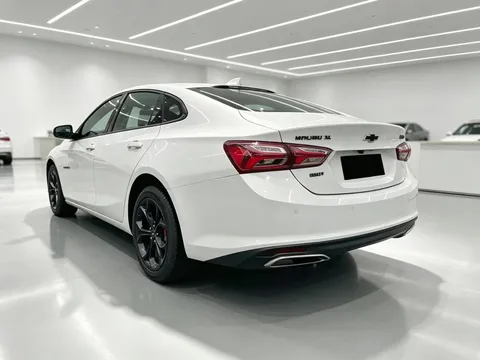 Chevrolet Malibu XL