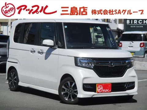 Honda N-BOX Custom