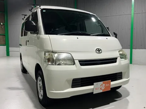 Toyota TownAce Van