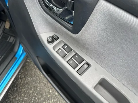 Toyota Pixis Joy