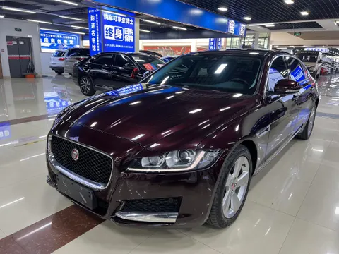 Jaguar XFL
