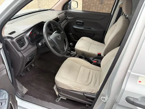 Wuling Hongguang V