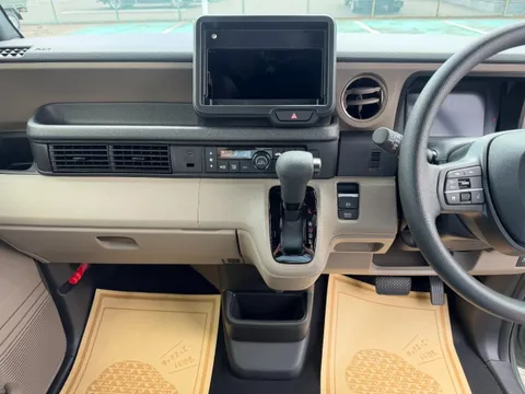 Honda N-BOX Joy