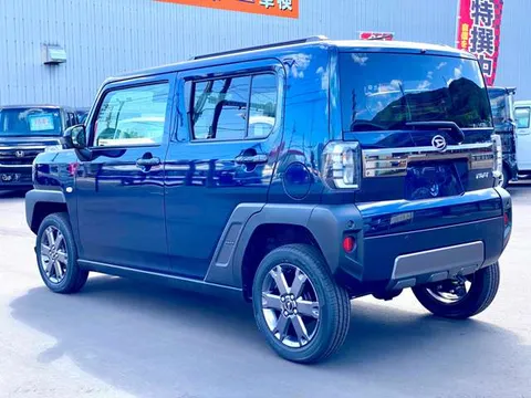 Daihatsu Taft