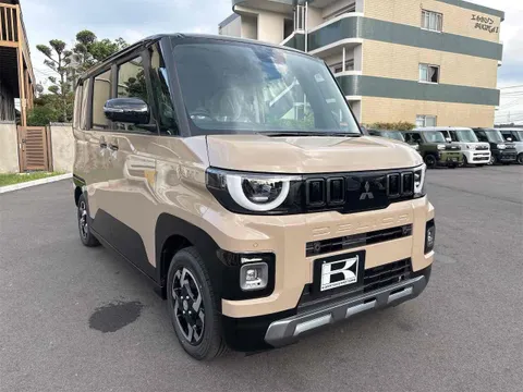 Mitsubishi Delica Mini