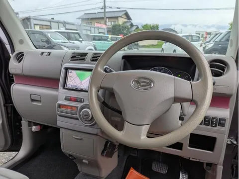 Daihatsu Move Conte