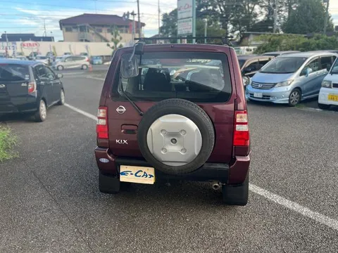 Nissan KIX