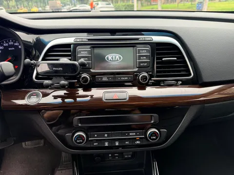 Kia K4