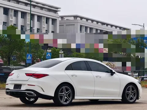 Mercedes-Benz CLA-Class