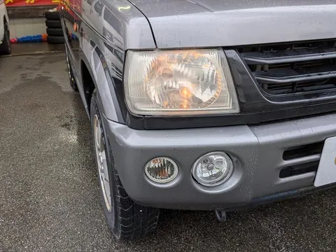 Mitsubishi Pajero Mini