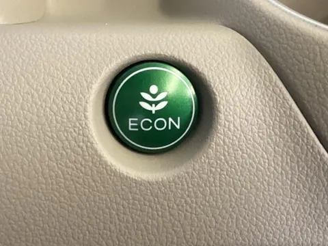 Honda N-BOX Slash
