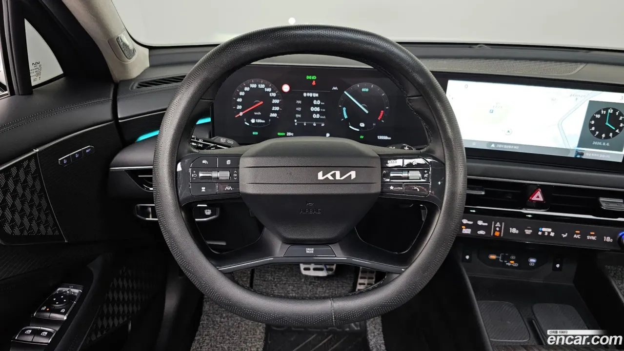Kia K8