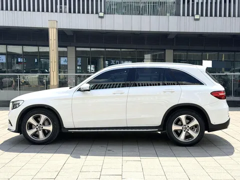 Mercedes-Benz Mercedes-Benz GLC