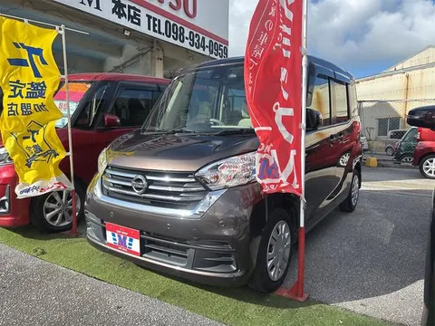 Nissan Dayz Roox
