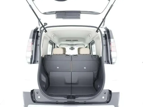 Mitsubishi Delica Mini