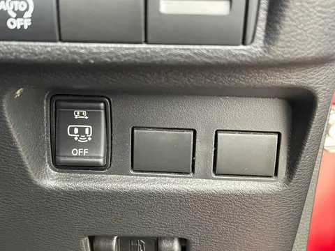 Mitsubishi eK X Space