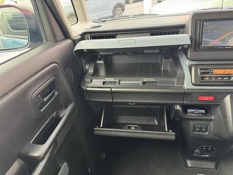 Suzuki Spacia Base