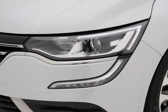 Renault Talisman (SM6)