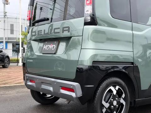 Mitsubishi Delica Mini