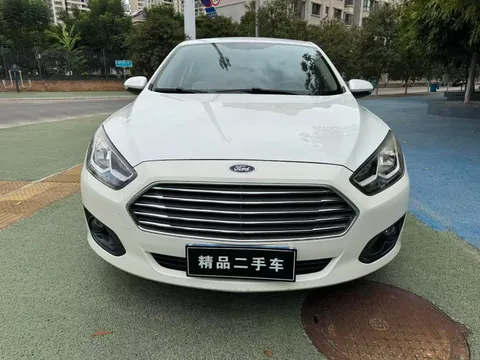 Ford Escort