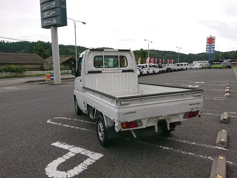 Mitsubishi Minicab Truck