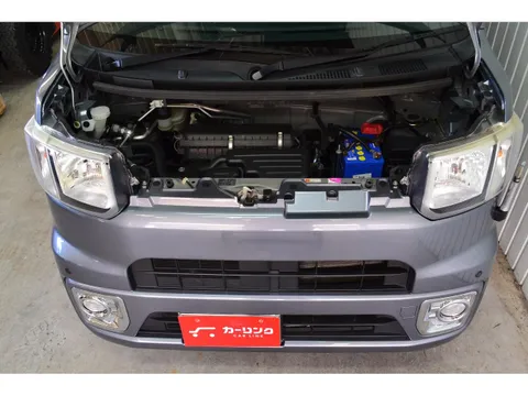 Toyota Pixis Mega