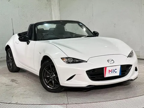Mazda MX-5 (Roadster)