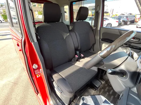 Suzuki Spacia Custom