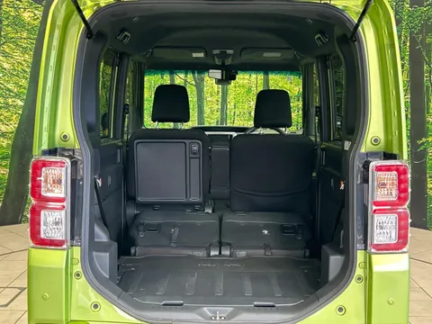 Toyota Pixis Mega