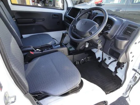 Suzuki Carry Track