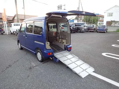 Daihatsu Atrai Wagon