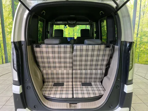 Honda N-BOX Joy