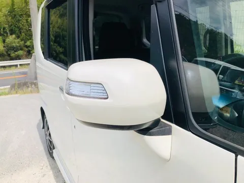 Honda N-BOX Plus Custom
