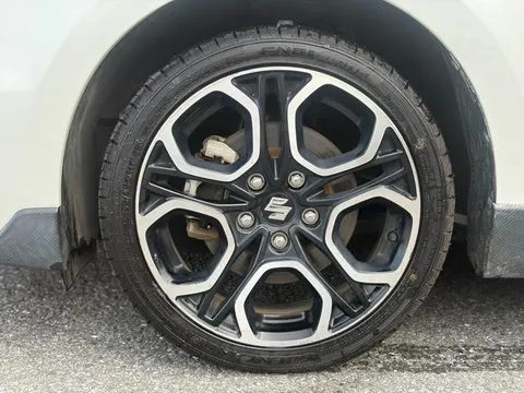 Suzuki Swift Sport