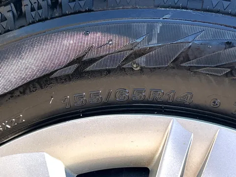 Daihatsu Mira Tocot