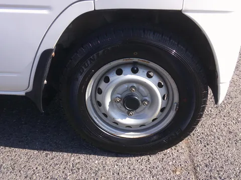 Nissan Clipper Truck