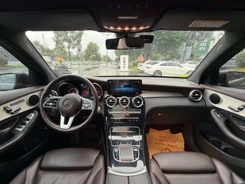 Mercedes-Benz Mercedes-Benz GLC