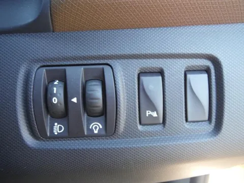 Renault Lutecia