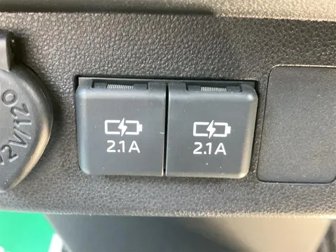 Daihatsu Mira Tocot