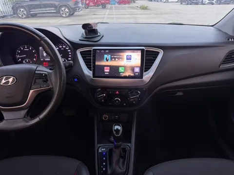 Hyundai Verna
