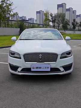 Lincoln MKZ
