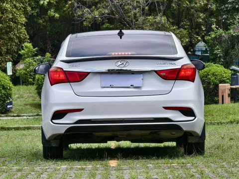 Hyundai Mistra