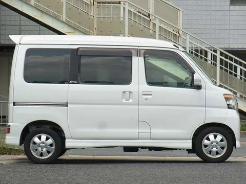 Daihatsu Atrai Wagon