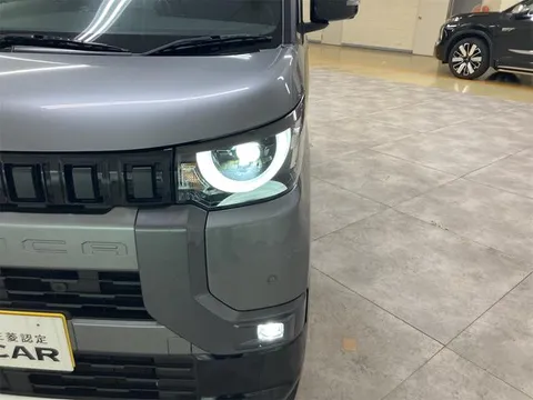 Mitsubishi Delica Mini
